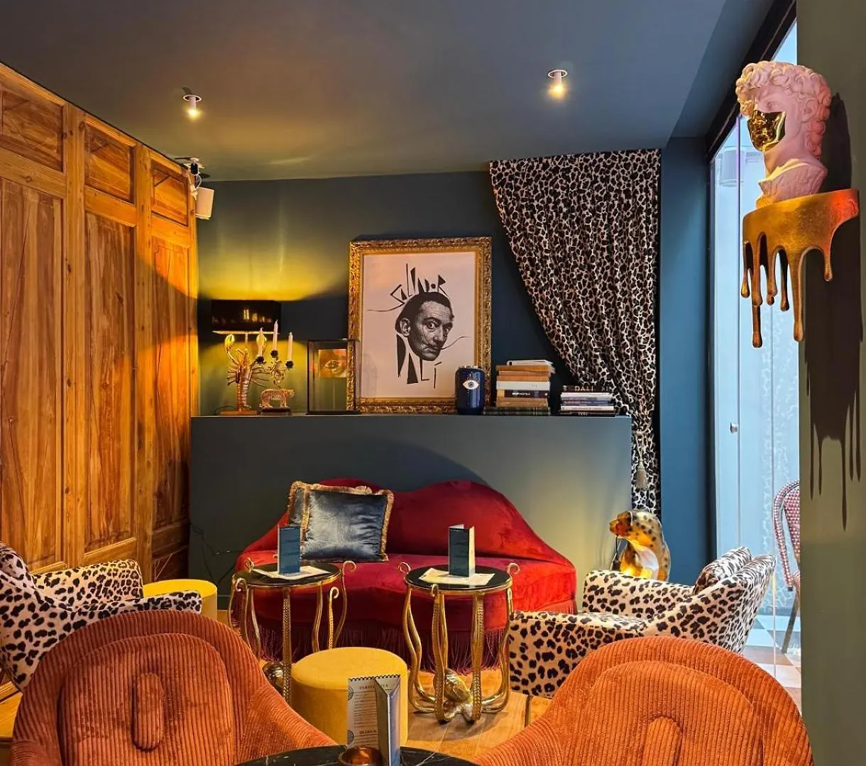 Hotel Divino & Apartments Figueras