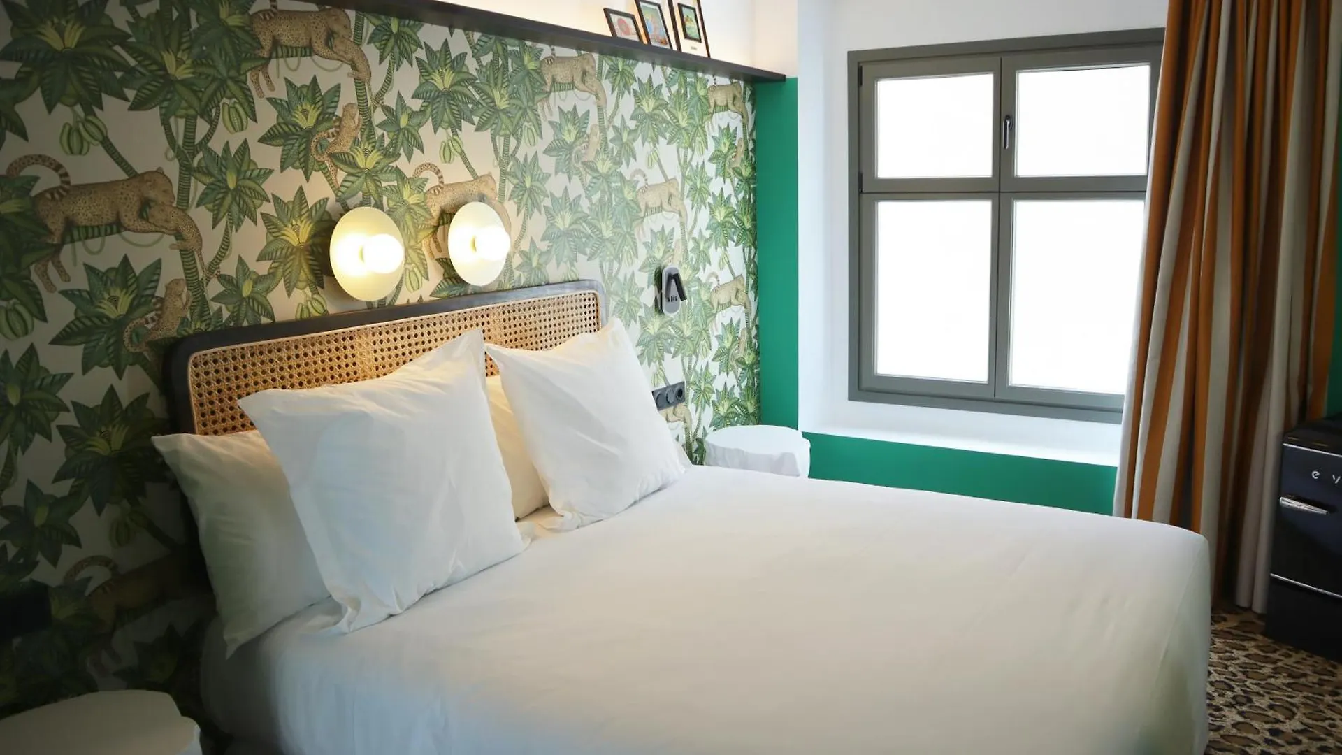 Hotel Divino & Apartments Φιγκέρες