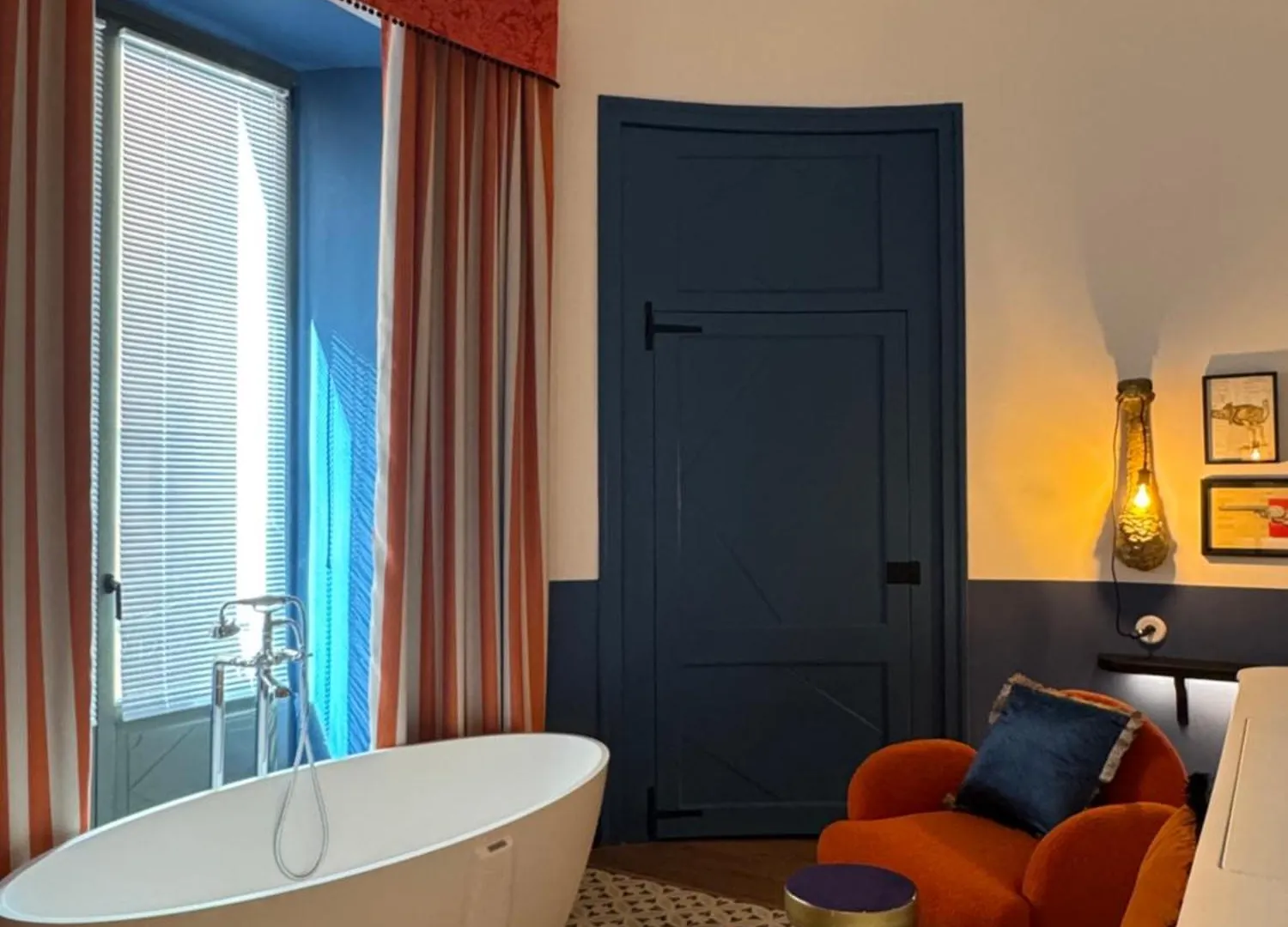 Hotel Divino & Apartments Figueras 4*,  España
