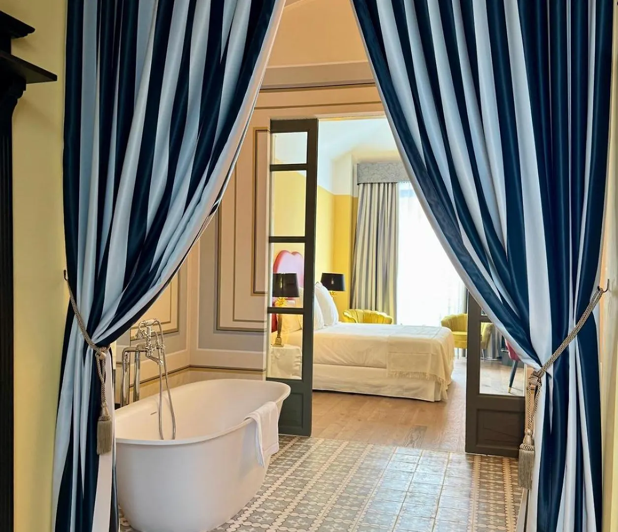 Hotel Divino & Aparthotel Figueres  Spain