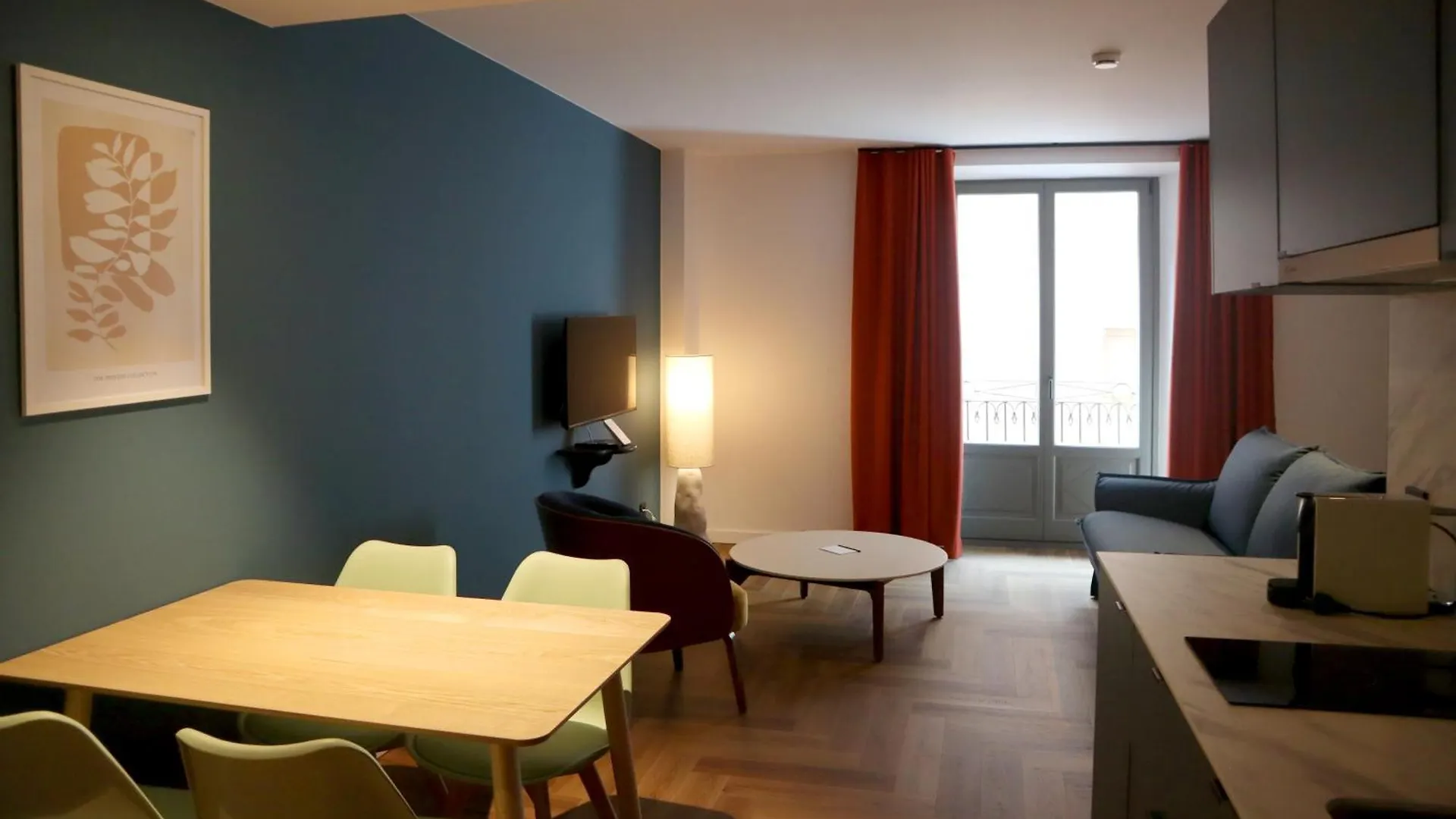 Hotel Divino & Aparthotel Figueras