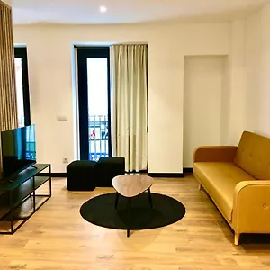 Apartamento Loft De Diseño Con Balcon