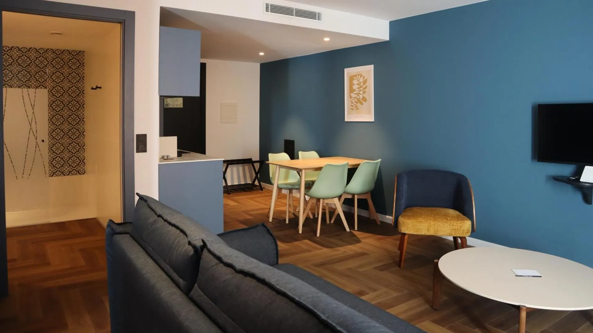 Hotel Divino & Aparthotel Figueres